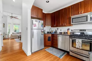 470 E 3rd St, Boston, MA 02127 - Photo 8