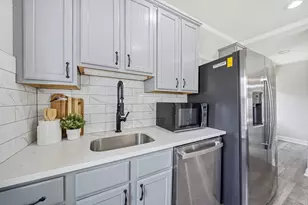 12 Marietta Ave, Braintree, MA 02184 - Photo 18