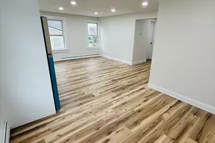 4 Laprice Ct, Dudley, MA 01571 - Photo 8