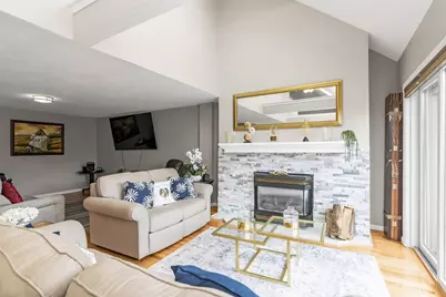 22 Woodland Park Dr #22, Haverhill, MA 01830 - Photo 8