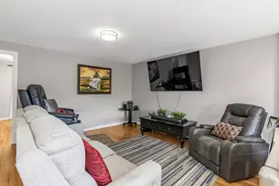 22 Woodland Park Dr, Haverhill, MA 01830 - Photo 10