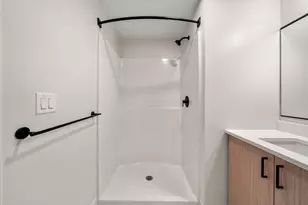 289 Walk Hill St, Boston, MA 02131 - Photo 14