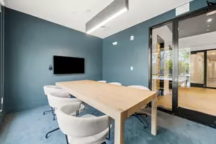 289 Walk Hill St, Boston, MA 02131 - Photo 22