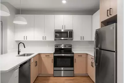 289 Walk Hill St. #327, Boston, MA 02131 - Photo 4