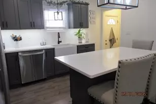 107 Alva St, New Bedford, MA 02740 - Photo 8