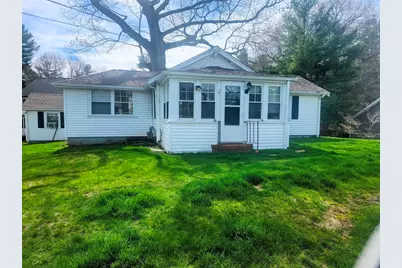932 Webster St, Hanover, MA 02339 - Photo 2