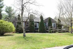 158 Woodcrest Rd, Springfield, MA 01029 - Photo 1