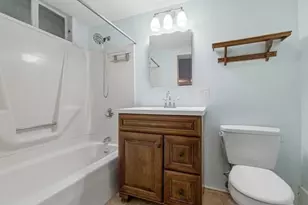 512 E Broadway, Boston, MA 02127 - Photo 26