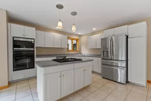 51 Sheffield Dr, Belchertown, MA 01007 - Photo 4