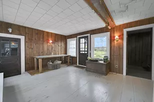 82 Petersham Rd, Hardwick, MA 01037 - Photo 18