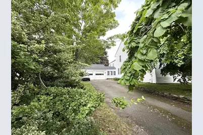 82 Petersham Rd, Hardwick, MA 01037 - Photo 4