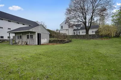 82 Petersham Rd, Hardwick, MA 01037 - Photo 6