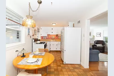 40 Dunster Rd, Framingham, MA 01702 - Photo 8