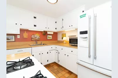 40 Dunster Rd, Framingham, MA 01702 - Photo 12