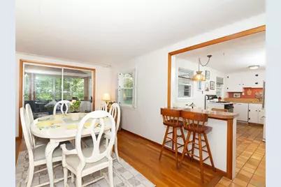 40 Dunster Rd, Framingham, MA 01702 - Photo 6