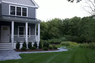 889 Maple St, Mansfield, MA 02048 - Photo 2