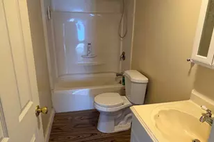 37-39 Wilmont St, Springfield, MA 01108 - Photo 6
