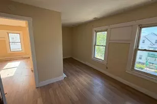 37-39 Wilmont St, Springfield, MA 01108 - Photo 8