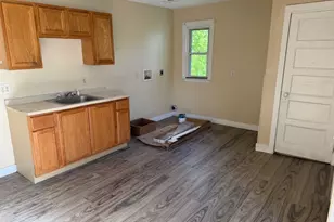 37-39 Wilmont St, Springfield, MA 01108 - Photo 6