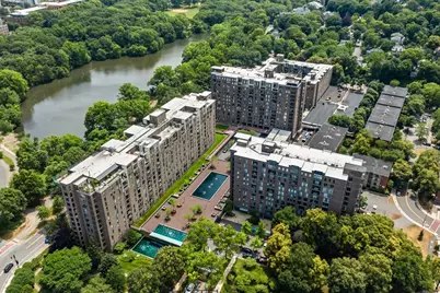 44 Washington St #313, Brookline, MA 02445 - Photo 10