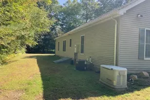 74 N Hatfield Rd, Hatfield, MA 01038 - Photo 6