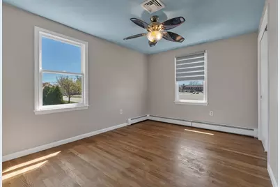 8 Park Cir, Attleboro, MA 02703 - Photo 12