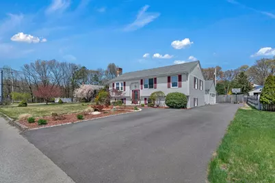 8 Park Cir, Attleboro, MA 02703 - Photo 2