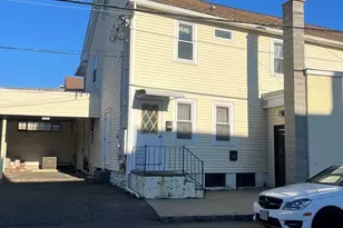 5 Storrs St, Ware, MA 01082 - Photo 10