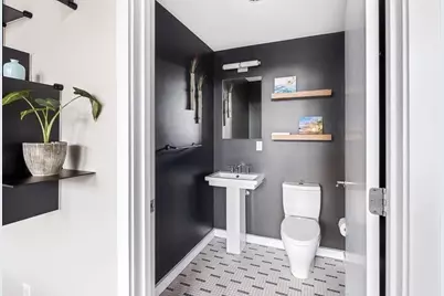 346 Congress Street #611, Boston, MA 02210 - Photo 22