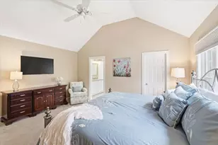 140 Pheasant Hill Cir, Barnstable, MA 02635 - Photo 14