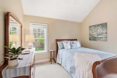 140 Pheasant Hill Cir, Barnstable, MA 02635 - Photo 18