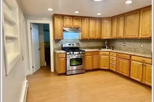 187 White St, Lowell, MA 01854 - Photo 16