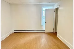 187 White St, Lowell, MA 01854 - Photo 22