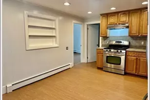187 White St, Lowell, MA 01854 - Photo 12