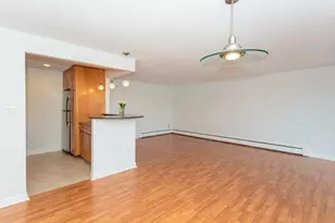 64 Main St, Stoneham, MA 02180 - Photo 4