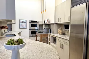 414 Beacon St, Boston, MA 02115 - Photo 12