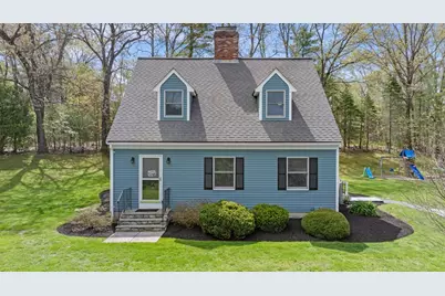 65 Center St, Groveland, MA 01834 - Photo 1