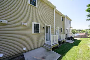1148 Bedford St, Abington, MA 02351 - Photo 4