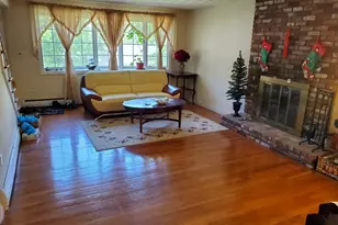 1696 Liberty St, Braintree, MA 02184 - Photo 4