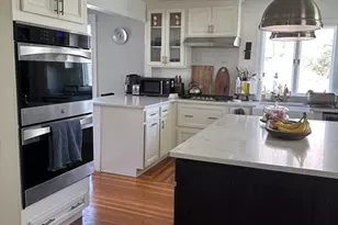 42 Derby St, Waltham, MA 02453 - Photo 6