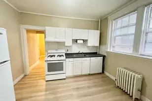 2035 Commonwealth Ave, Boston, MA 02135 - Photo 2