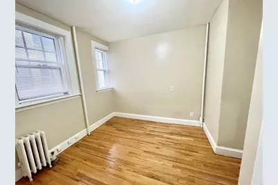 2035 Commonwealth Ave #2, Boston, MA 02135 - Photo 10
