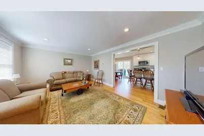 287 Wareham, Middleborough, MA 02346 - Photo 4