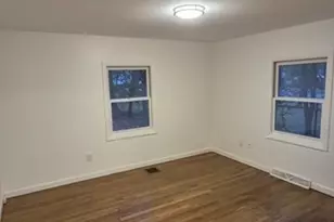 5 Lakeview Ave, Peabody, MA 01960 - Photo 6