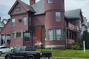 318 Pawtucket St, Lowell, MA 01854 - Photo 2