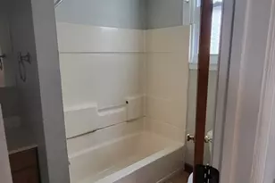 318 Pawtucket St, Lowell, MA 01854 - Photo 10