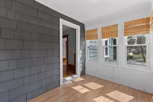 183 Pleasant St, Grafton, MA 01560 - Photo 16