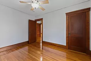 183 Pleasant St, Grafton, MA 01560 - Photo 20