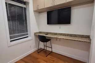 21 5th St, Chelsea, MA 02150 - Photo 2
