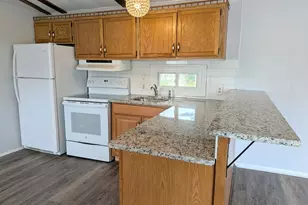 5 Cheryl Ln, Carver, MA 02330 - Photo 2
